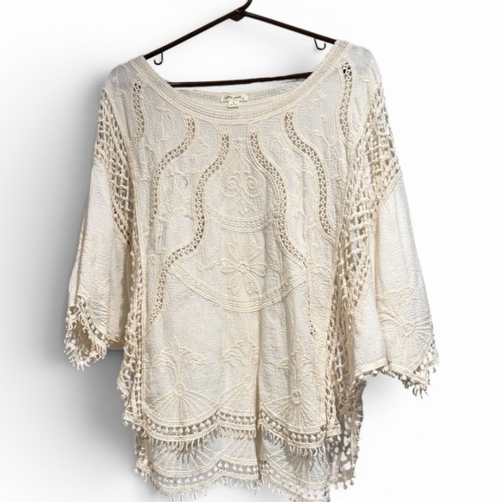 Ultra Pink Crochet Lace Boho Blouse in Ivory
